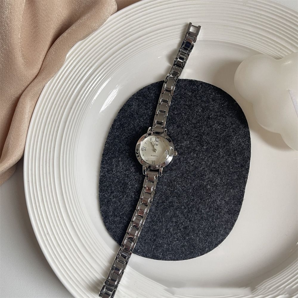 Fashionable Exquisite Golden W - Smartwatch Luxury Watches For Women recension och pris